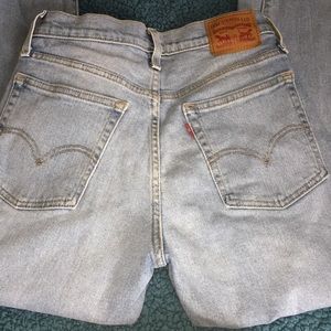 Levi wedgie icon size 26 worn once